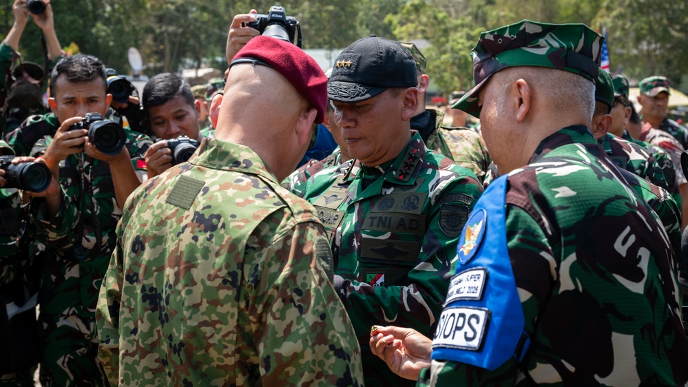 SGS Senior Leaders Pin Airborne Wings