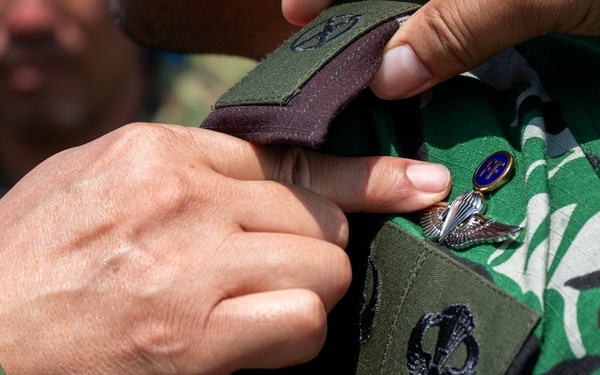 SGS Senior Leaders Pin Airborne Wings