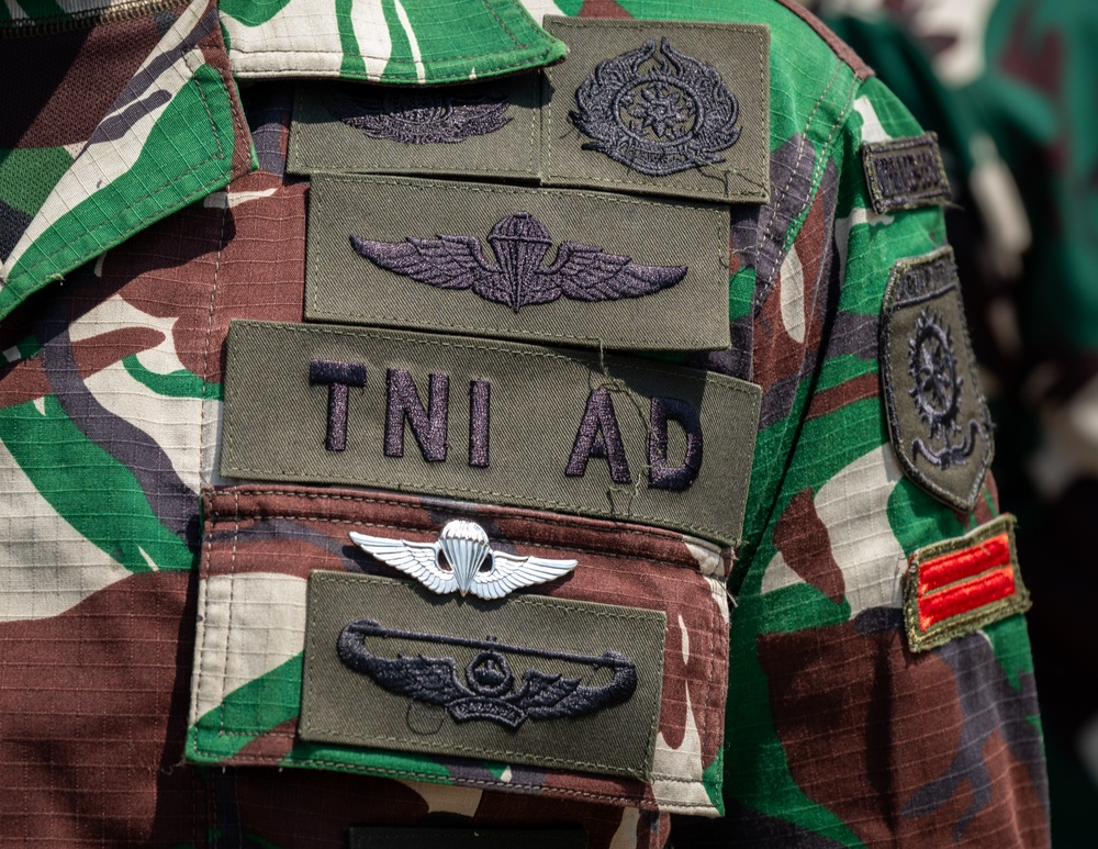 SGS Senior Leaders Pin Airborne Wings