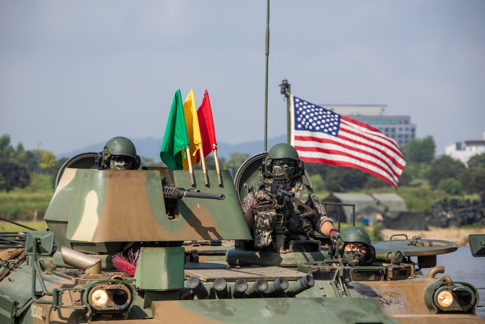 2ID and ROK Army Conduct Combined Wet Gap Crossing Training for UFS25.