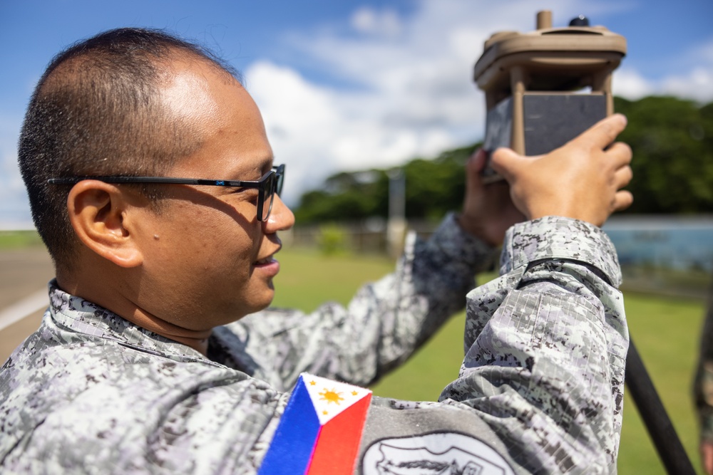Ex Alon 25: U.S. Marines with MRF-D 25.3, Philippine Air Force conduct a subject matter expert exchange