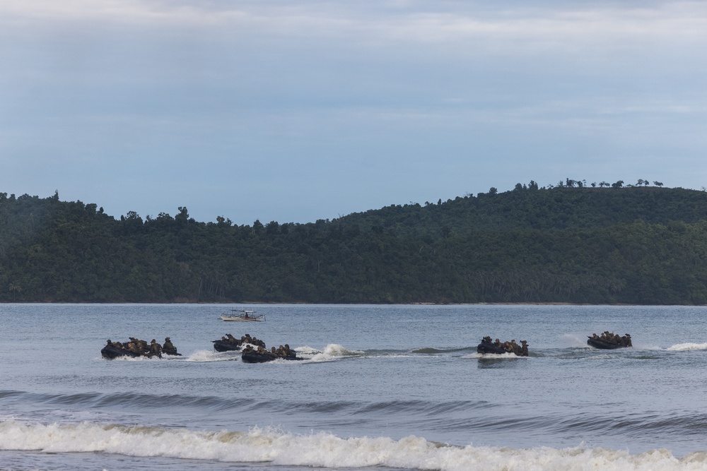 Ex Alon 25: U.S. Marines with MRF-D 25.3, Philippine Marines, Australian Army take part in Amphibious Assault rehearsal