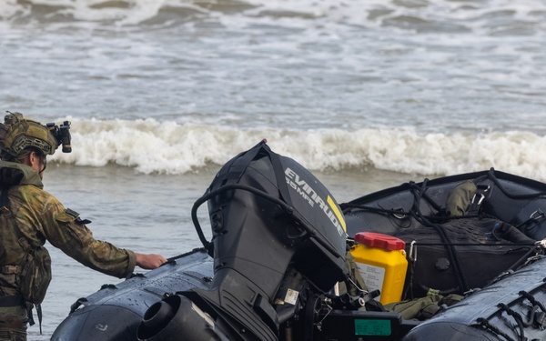 Ex Alon 25: U.S. Marines with MRF-D 25.3, Philippine Marines, Australian Army take part in Amphibious Assault rehearsal