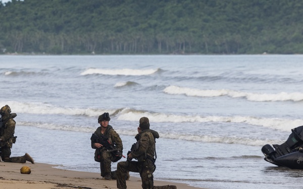 Ex Alon 25: U.S. Marines with MRF-D 25.3, Philippine Marines, Australian Army take part in Amphibious Assault rehearsal