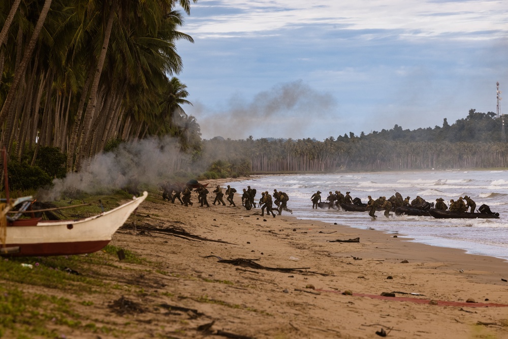 Ex Alon 25: U.S. Marines with MRF-D 25.3, Philippine Marines, Australian Army take part in Amphibious Assault rehearsal
