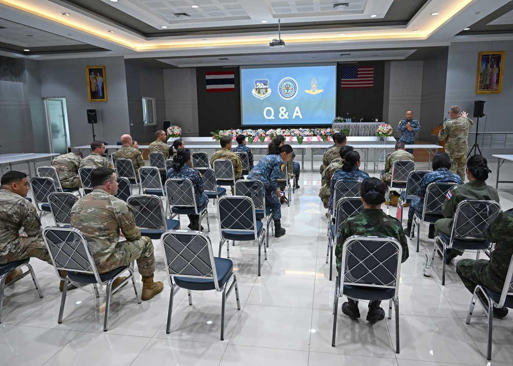 U.S., Thai Forces Collaborate on Humanitarian Aid Skills at Enduring Partners
