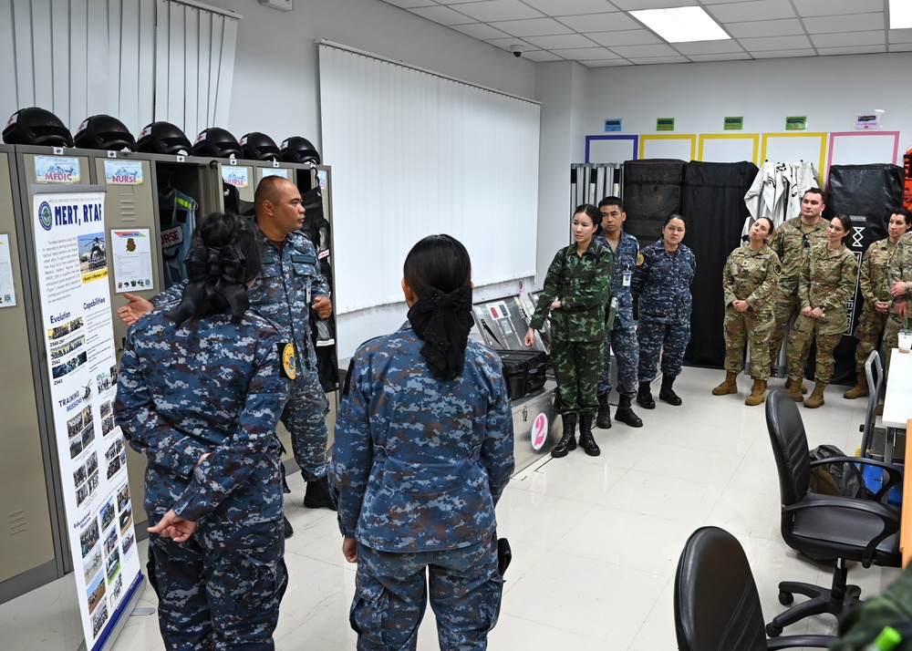 U.S., Thai Forces Collaborate on Humanitarian Aid Skills at Enduring Partners