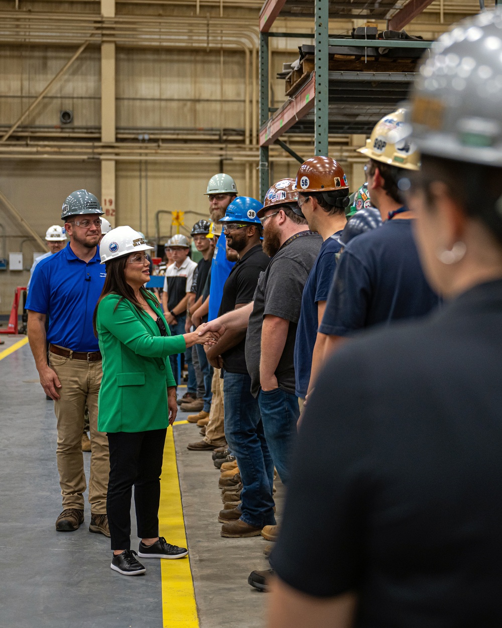 Secretary of Labor Visits Portsmouth Naval Shipyard