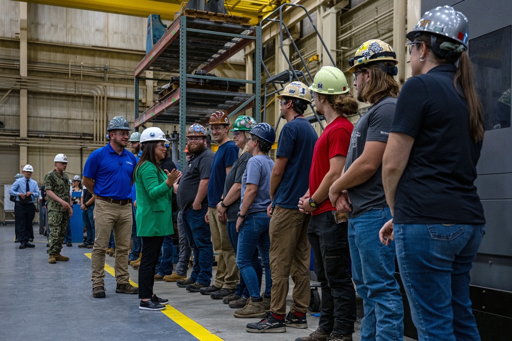 Secretary of Labor Visits Portsmouth Naval Shipyard