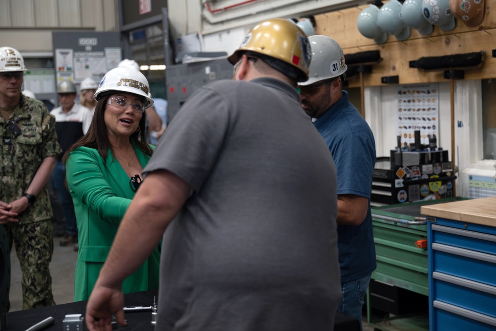 Secretary of Labor Visits Portsmouth Naval Shipyard