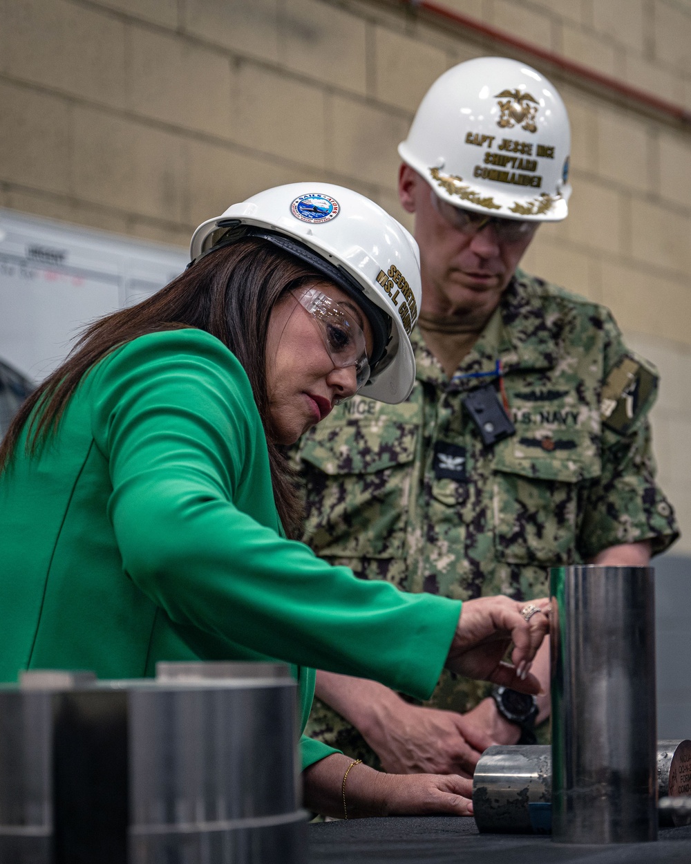 Secretary of Labor Visits Portsmouth Naval Shipyard