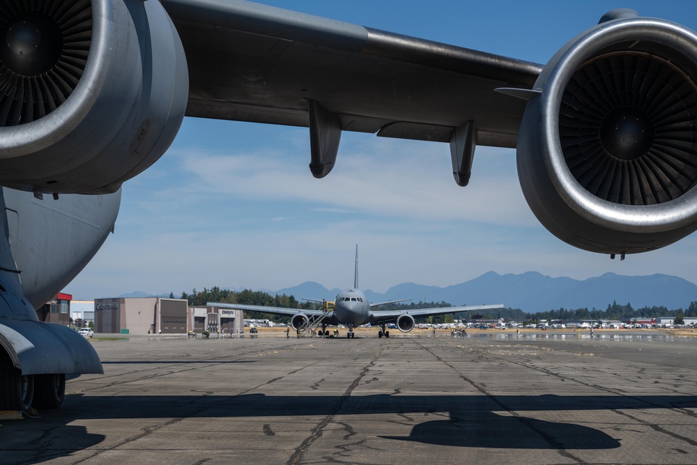 Altus AFB Demo Team performs at Abbotsford International Air Show