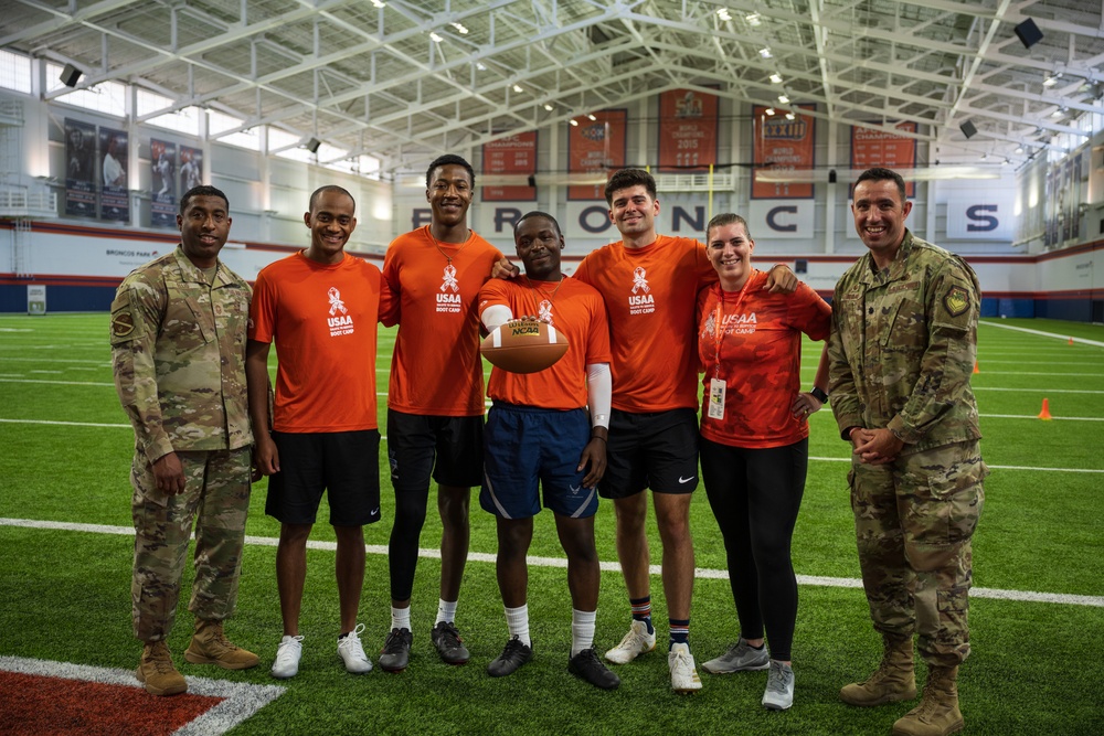 Guardians, Airmen participate in Salute to Service Boot Camp