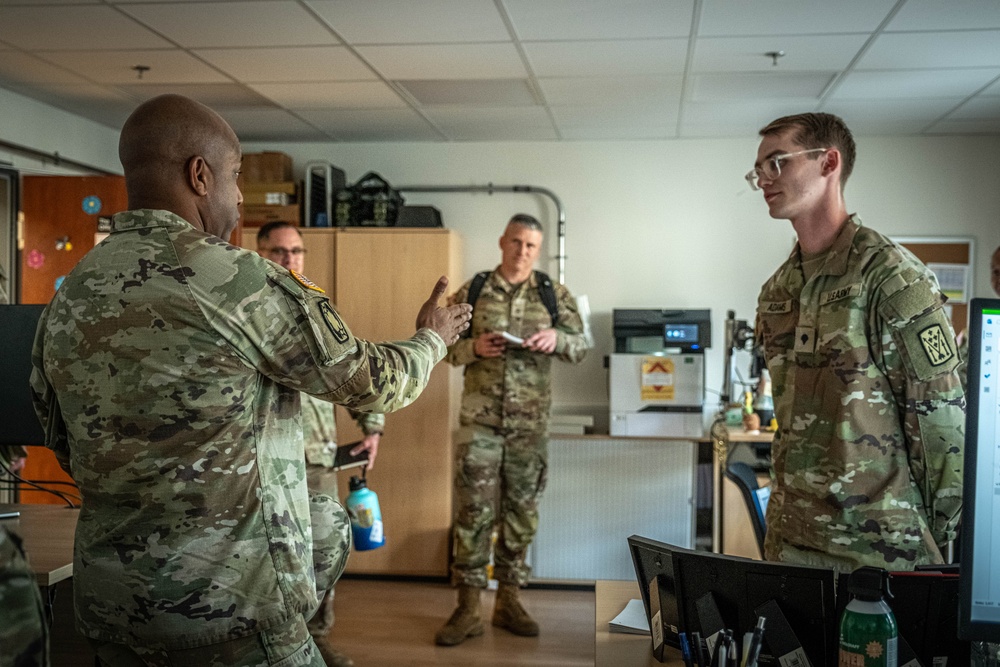 10th AAMDC senior enlisted advisor conducts battlefield circulation of subordinate brigade