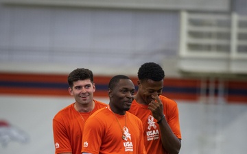 Guardians, Airmen participate in Salute to Service Boot Camp