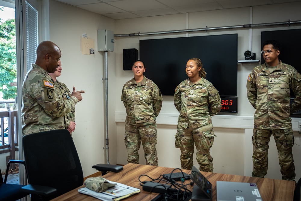 10th AAMDC senior enlisted advisor conducts battlefield circulation of subordinate brigade