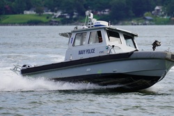 Harbor Patrol Unit training on the York River [Image 1 of 7]