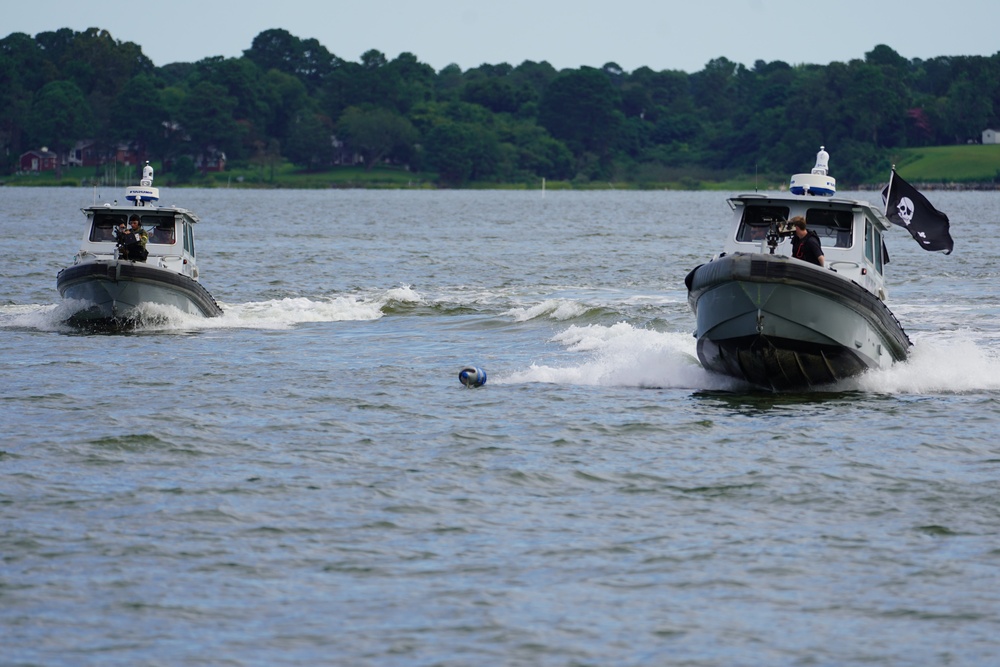 Harbor Patrol Unit training on the York River