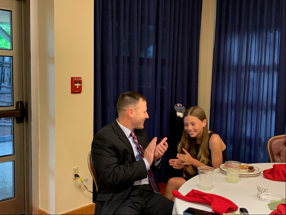 Soldiers Participate in Father/Daughter Dance