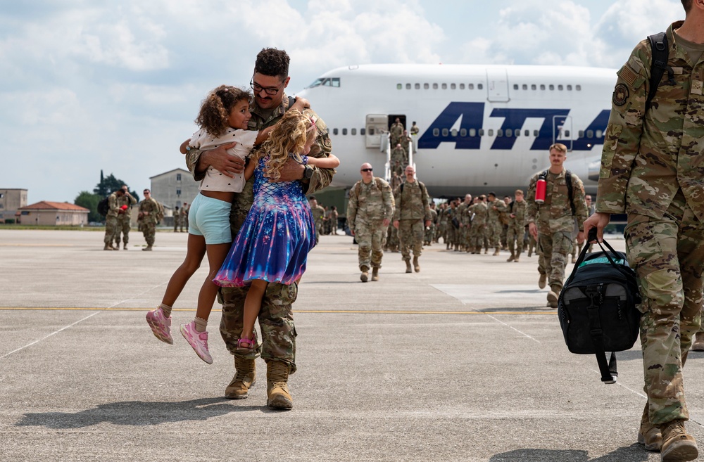 Friends and family welcome 555th FS personnel home