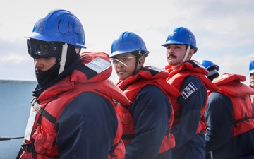 Frank E. Petersen Jr. conducts fueling-at-sea during Northern Edge 2025