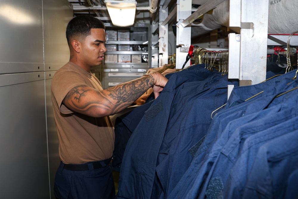 Frank E. Petersen Jr. conducts routine operations