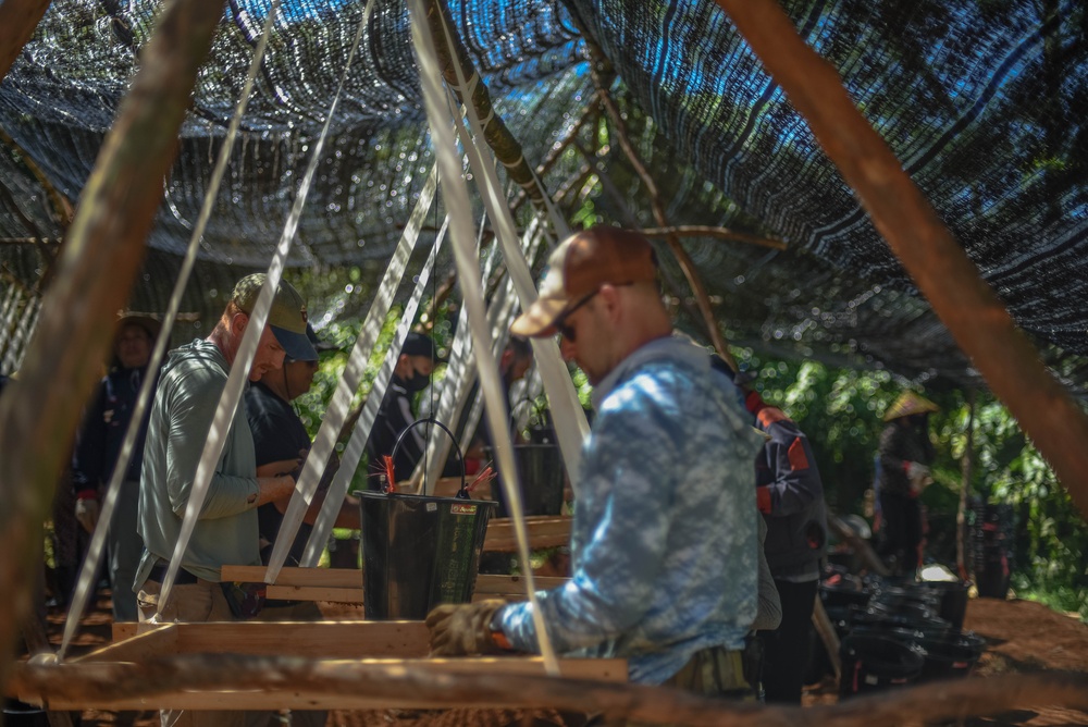 Recovery Team 1 begin digging: Vietnam 25-3VN
