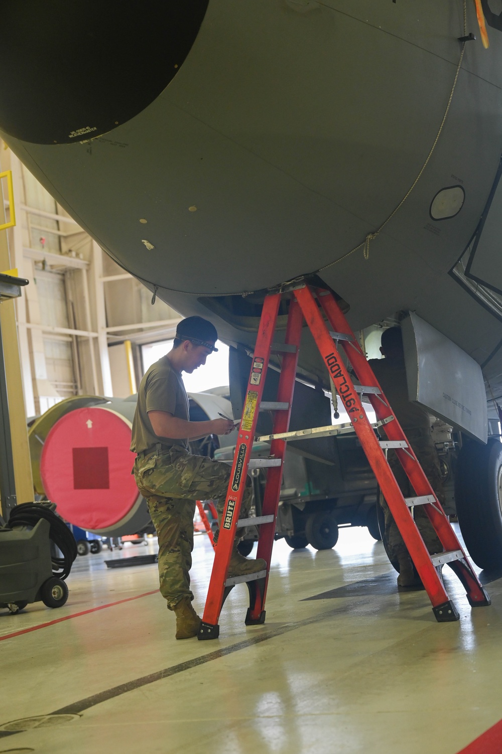 168th Wing Maintenance Group Airmen Perform Routine Inspection