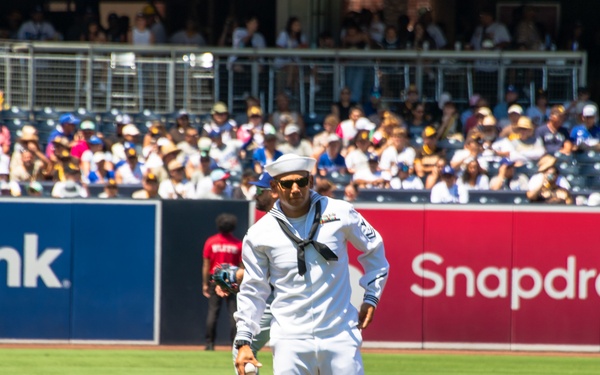 ESG-3 Sailors attend San Diego Padres pregame ceremony