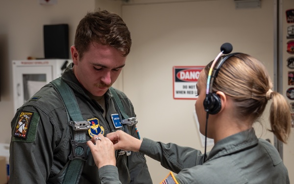 711 HPW centrifuge hosts Euro-NATO Joint Jet Pilot Training students
