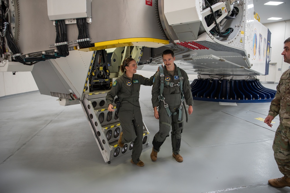 711 HPW centrifuge hosts Euro-NATO Joint Jet Pilot Training students