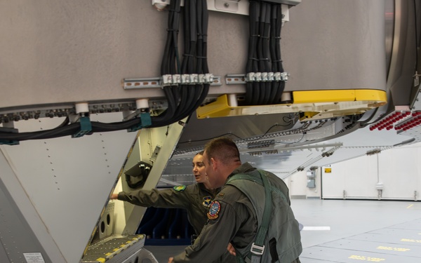 711 HPW centrifuge hosts Euro-NATO Joint Jet Pilot Training students