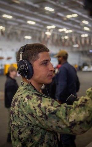 NEWSCAST 22AUG25: USS Warrior Change of Command & USS George Washington Guam Visit