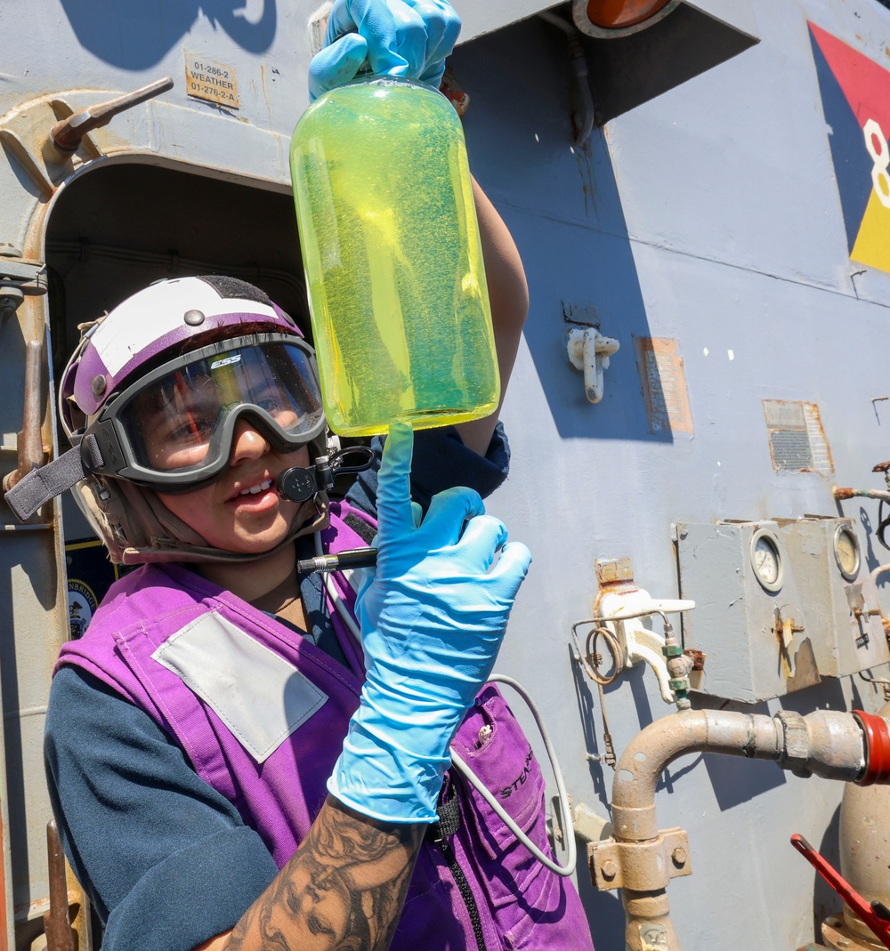 USS Bainbridge ( DDG 96) Replenishment-at-Sea