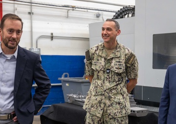 NAVSEA HQ Recognizes Carderock Employees for Eight Day Model Building Effort