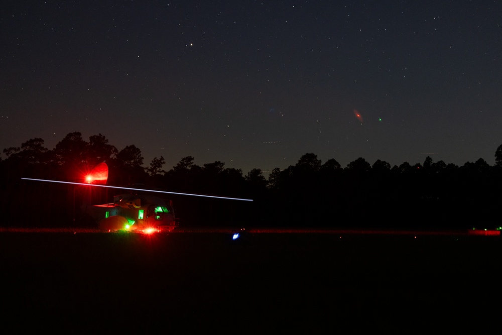 Marines with Logistics Operations School participate in helicopter support team training