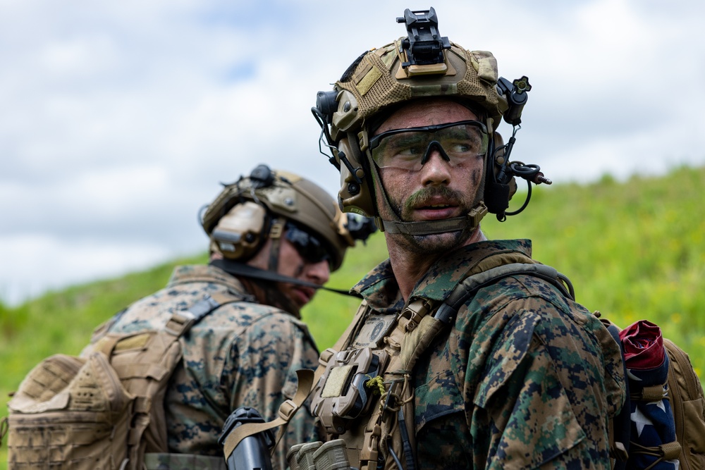 Marines with Infantry Unit Leaders Course participate in a combined arms live fire exercise