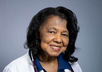 Pediatrician Dr. Wanda D. Foxx Has a 25-Year Legacy of Mentoring Residents, Interns at Walter Reed