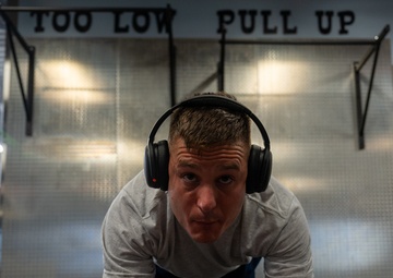 507th ARW Airman Breaks Base Plank Record