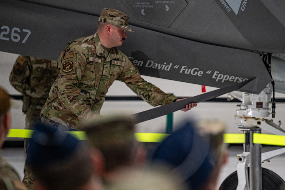 Epperson takes charge of the U.S. Air Force Warfare Center