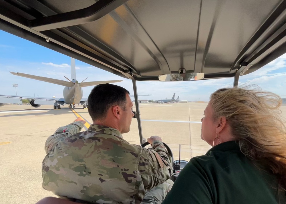 940 ARW MXG Conducts Tour with Honorary Commander