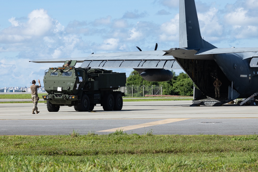 31st MEU | U.S. Marines perform HIMARS loading exercise