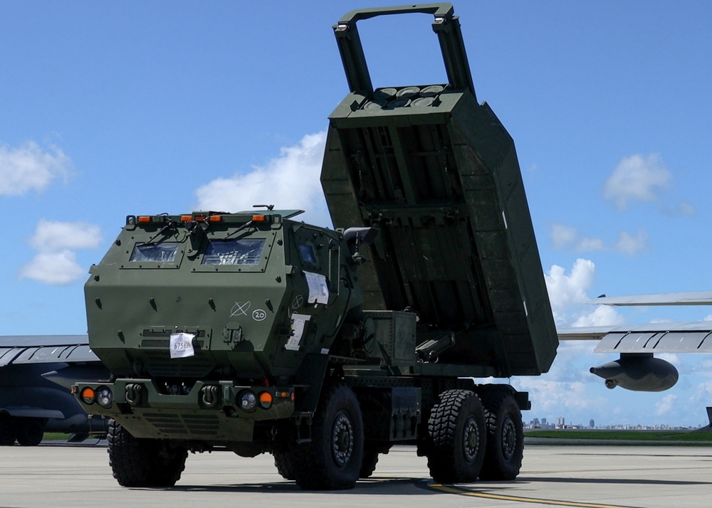 31st MEU | U.S. Marines perform HIMARS loading exercise