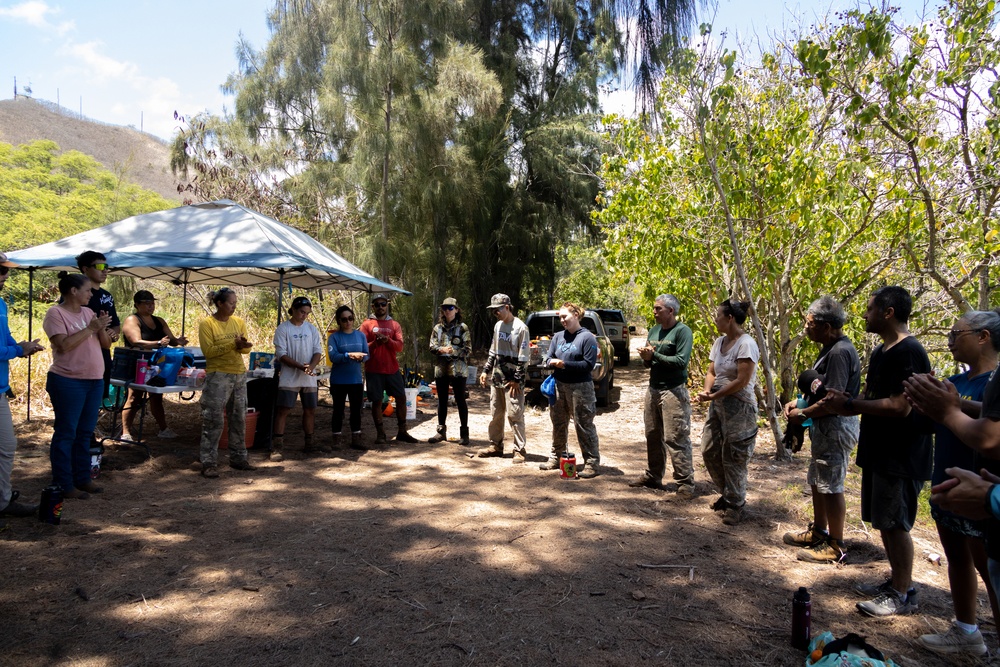 Give Back to Nature: Volunteer Cleanup at Nu’upia Fishponds