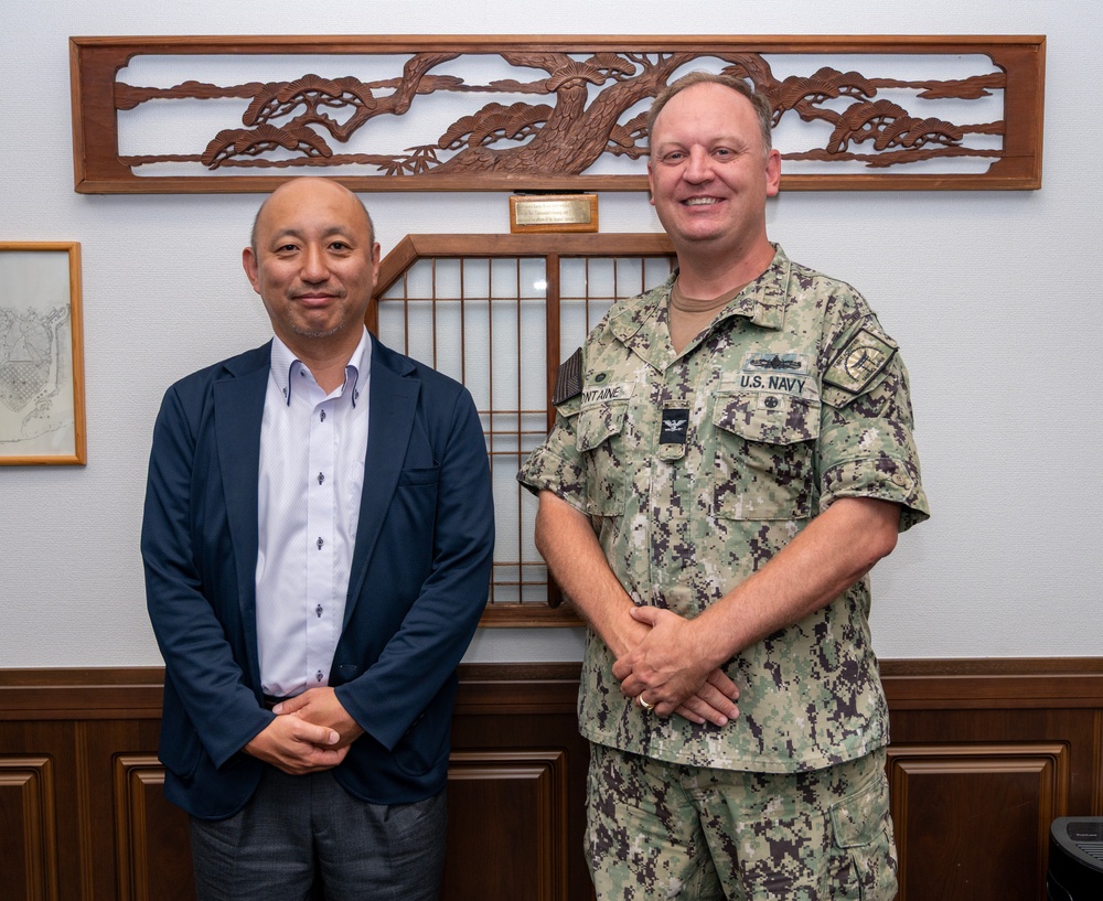 KDB MOD Director General Ito Visits CFAS