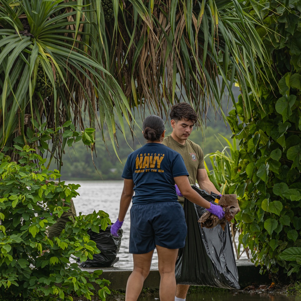 Semper Fi &amp; Sanitize: Koa Moana Marines and Sailors Clean Dekehtik Causeway With Naval Mobile Construction Battalion 4