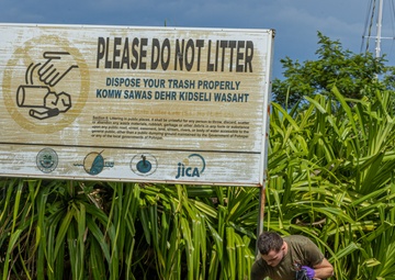 Semper Fi &amp; Sanitize: Koa Moana Marines and Sailors Clean Dekehtik Causeway With Naval Mobile Construction Battalion 4
