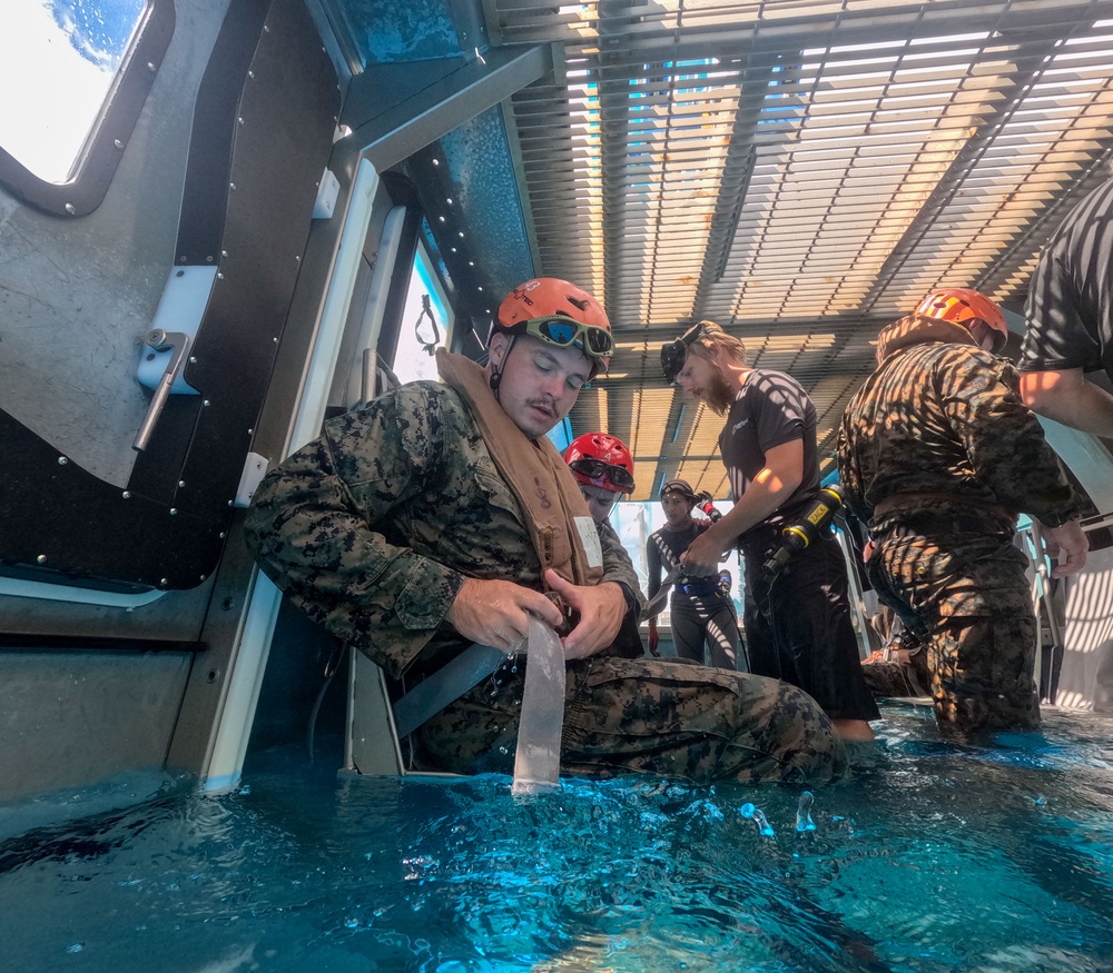 III MEF Marines participate in underwater egress training