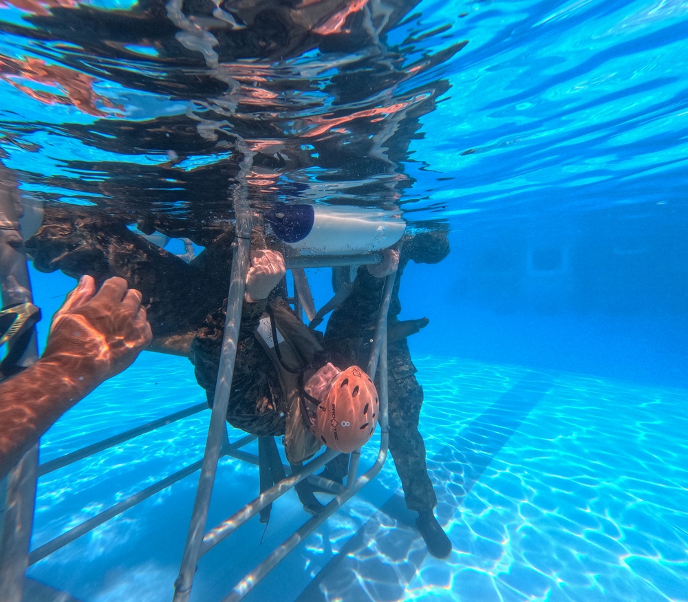 III MEF Marines participate in underwater egress training