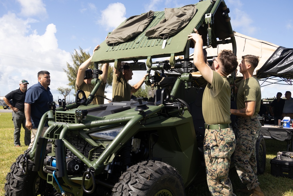 MASS-2 Marines prepare ULTV for aerial transport